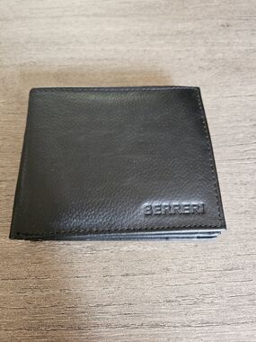 Berreri Black Leather Men's Bi-Fold Wallet-NWT